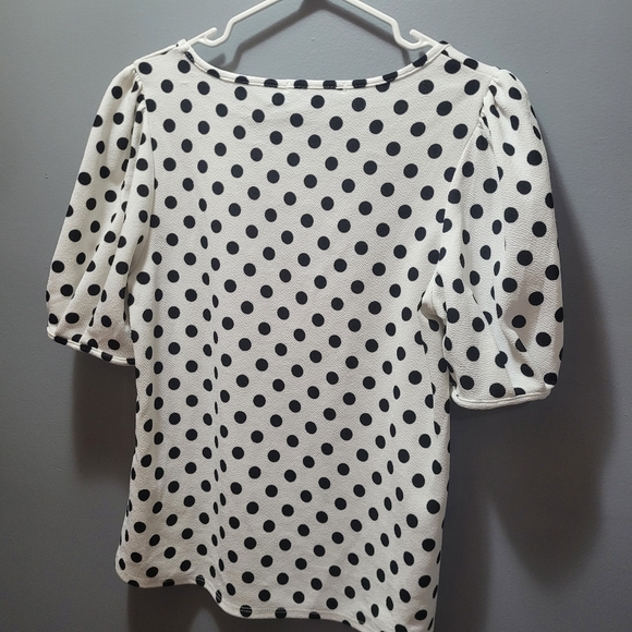 Green Envelope White with Black Polka Dot Short Sleeve Top S - Picture 5 of 6